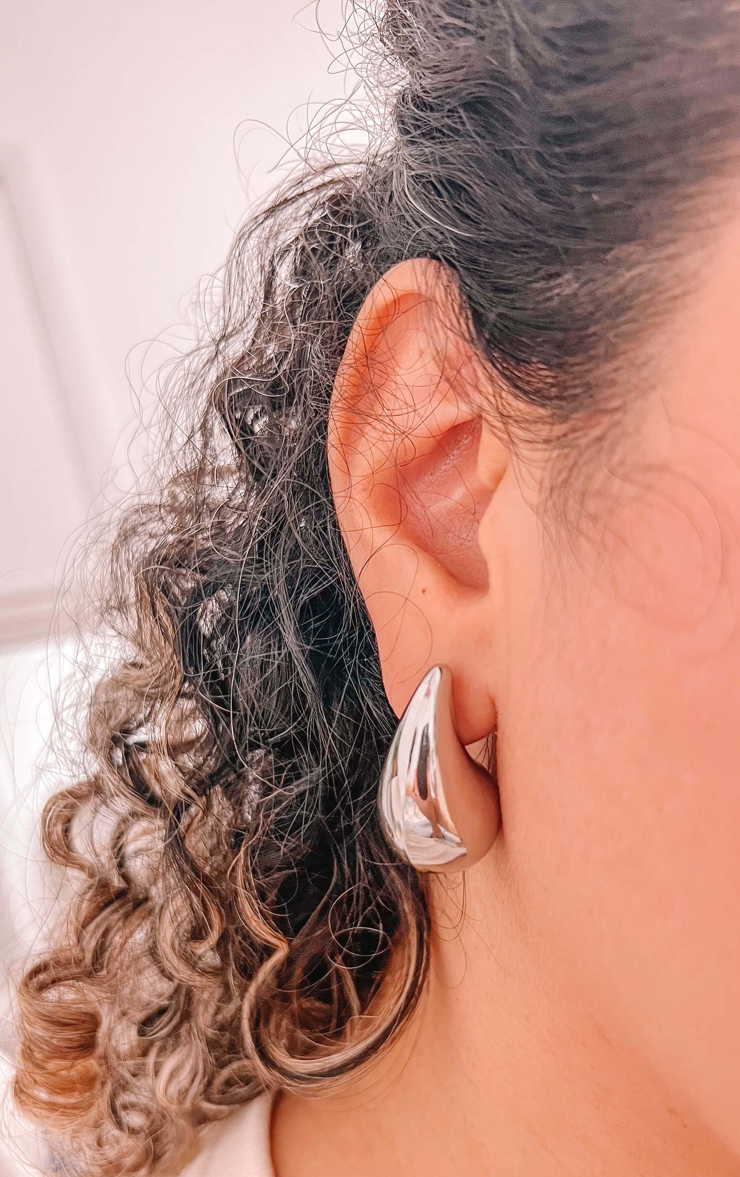 The Drop / Earrings