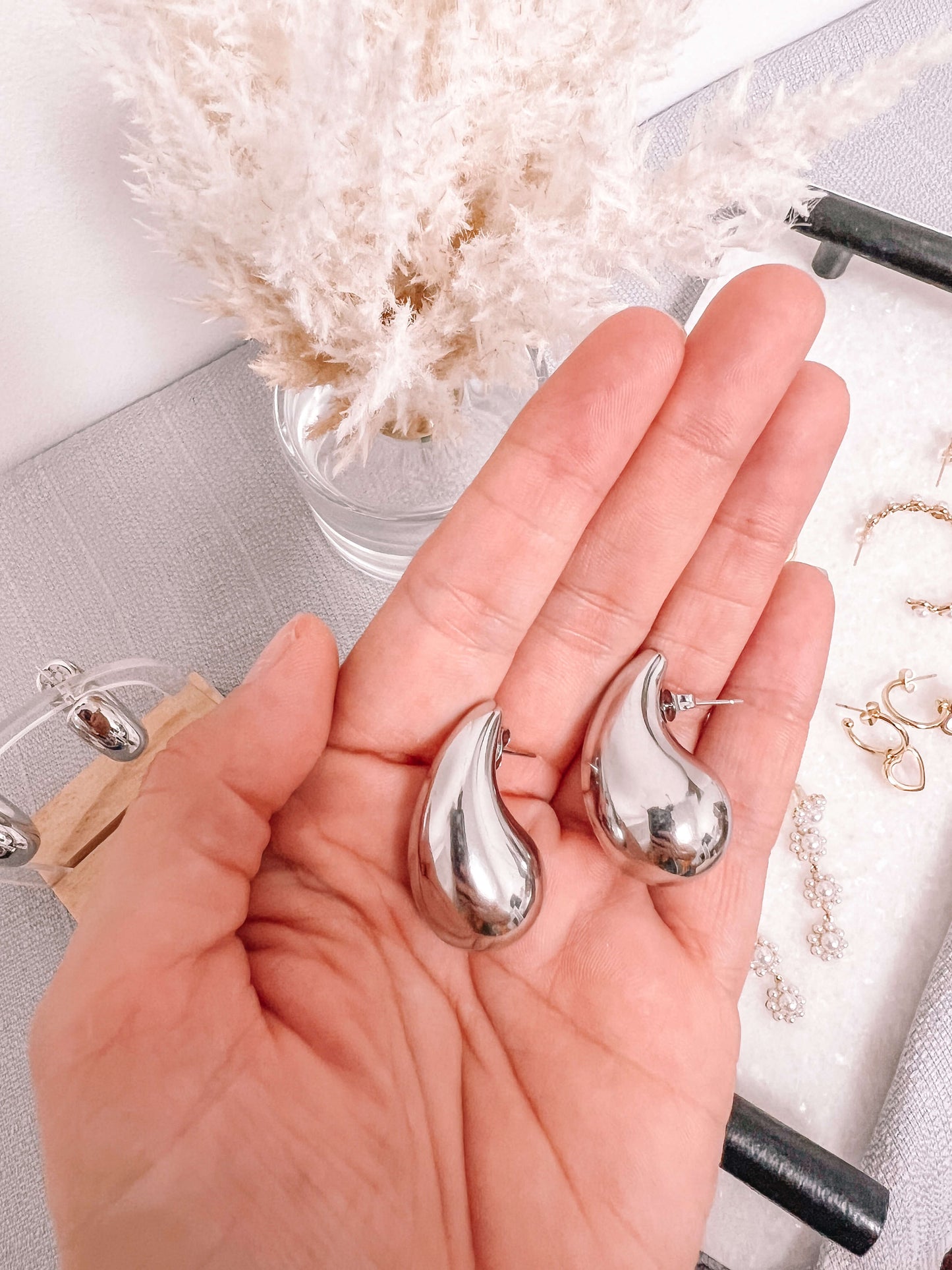 The Drop / Earrings