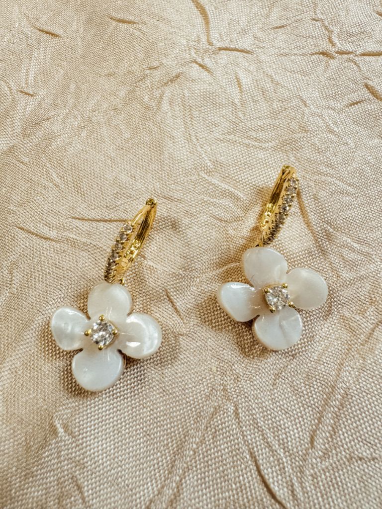 Pearl White Flowers