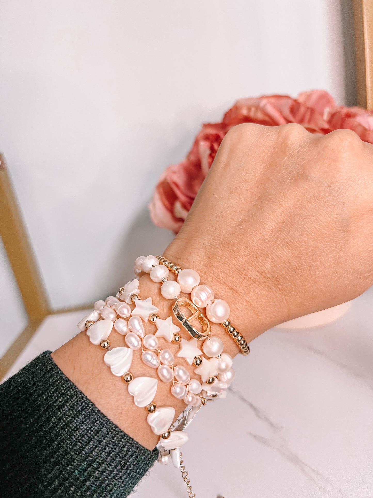 The Weaved Pearls Bracelet