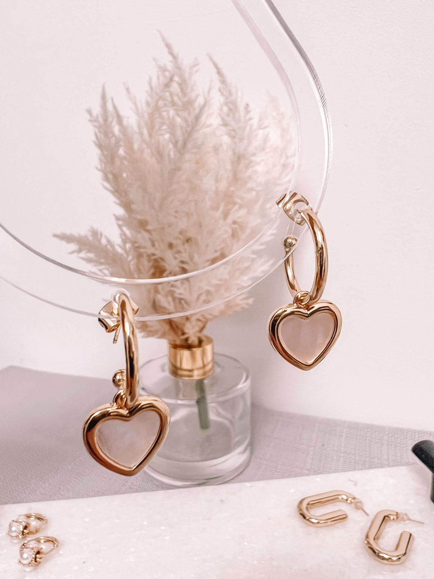 Pearly Hearts / Earrings