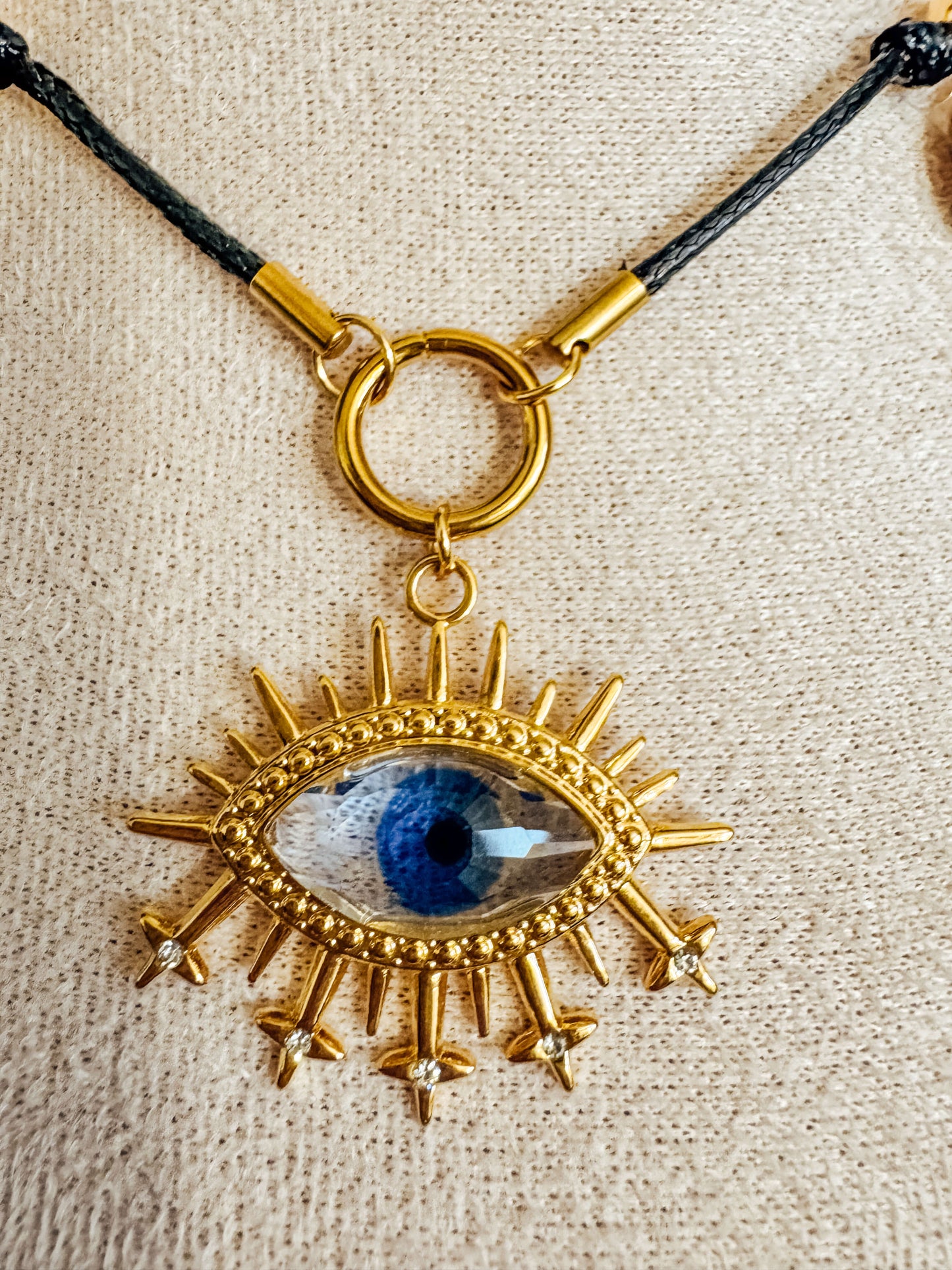 El Ojo Necklace