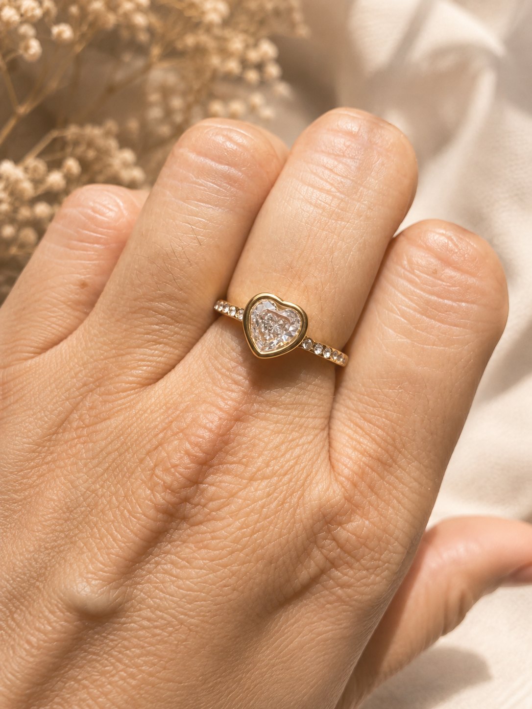 Lovebeam Ring